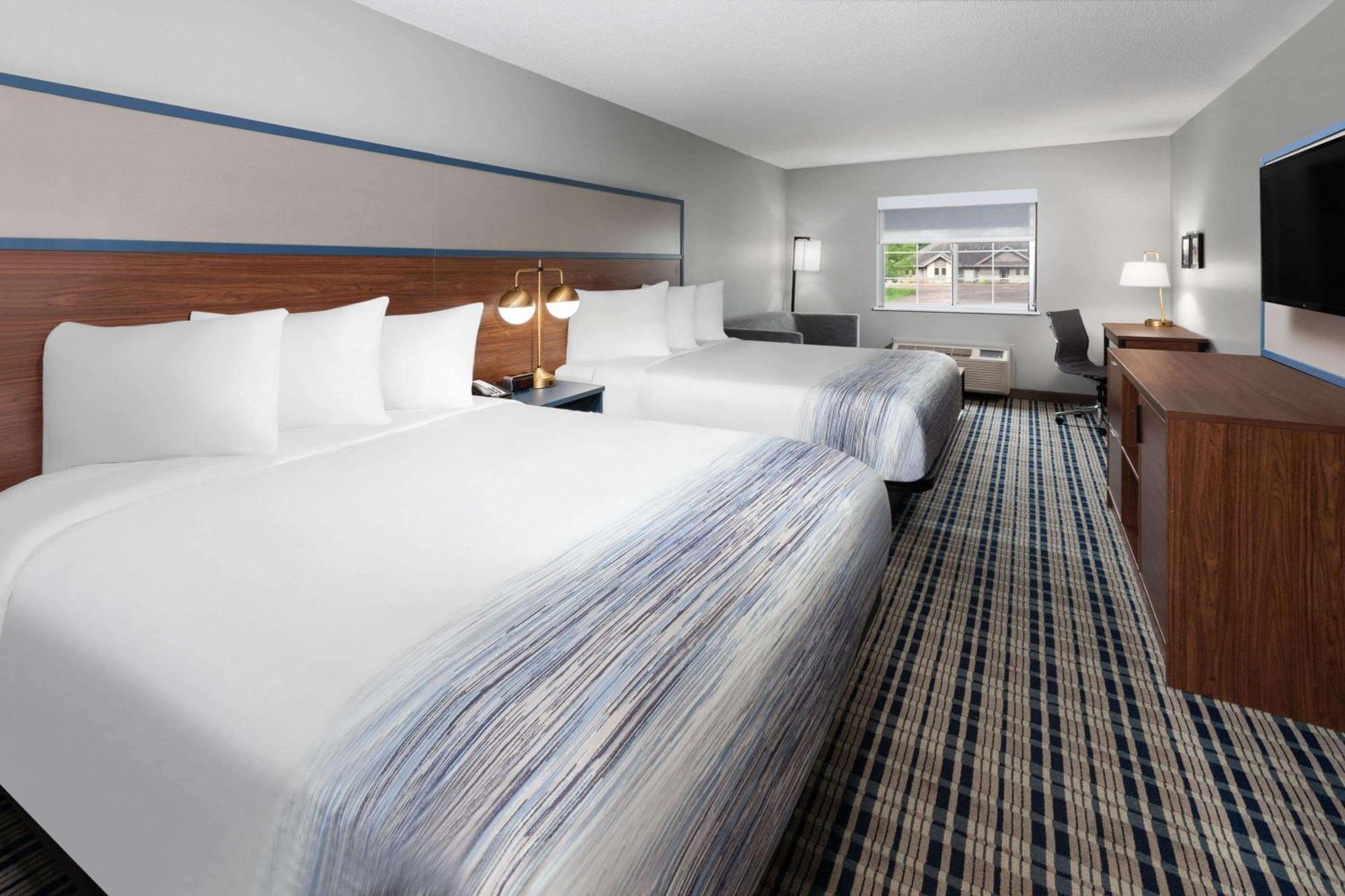 Americinn By Wyndham Eagle River Downtown Exterior foto